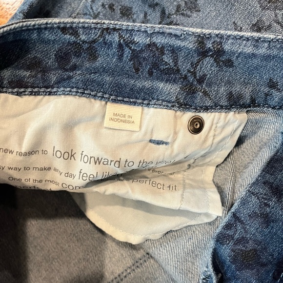 J. Jill Weekender Straight Leg Jeans - Picture 3 of 7